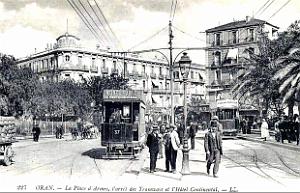 PA c- 053- Place d'Armes- trams et autobus